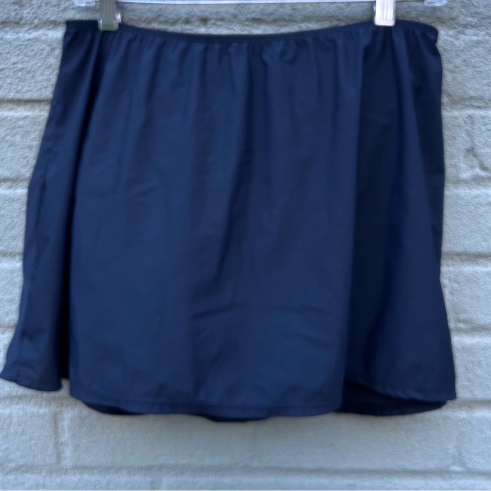 Love your ASSETS by Sara Blakely, Spanx Swim Skirt Bottoms | Size XL